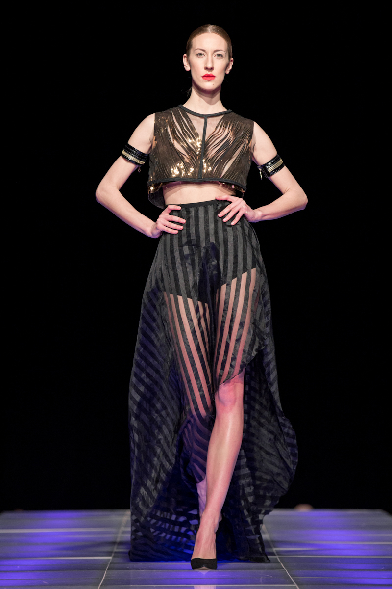 Quán quân Project Runway gây ấn tượng với khán giả New York