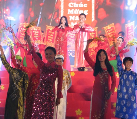 Với phần Xuân phương Nam, các ca khúc